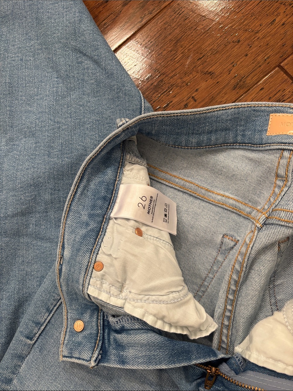MOTHER Light Blue Cropped Frayed-Hem Jeans - Picture 9 of 12